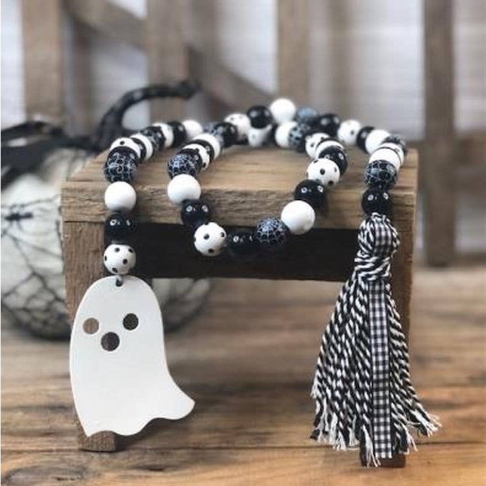 NWT: wooden Boo Bead Garland